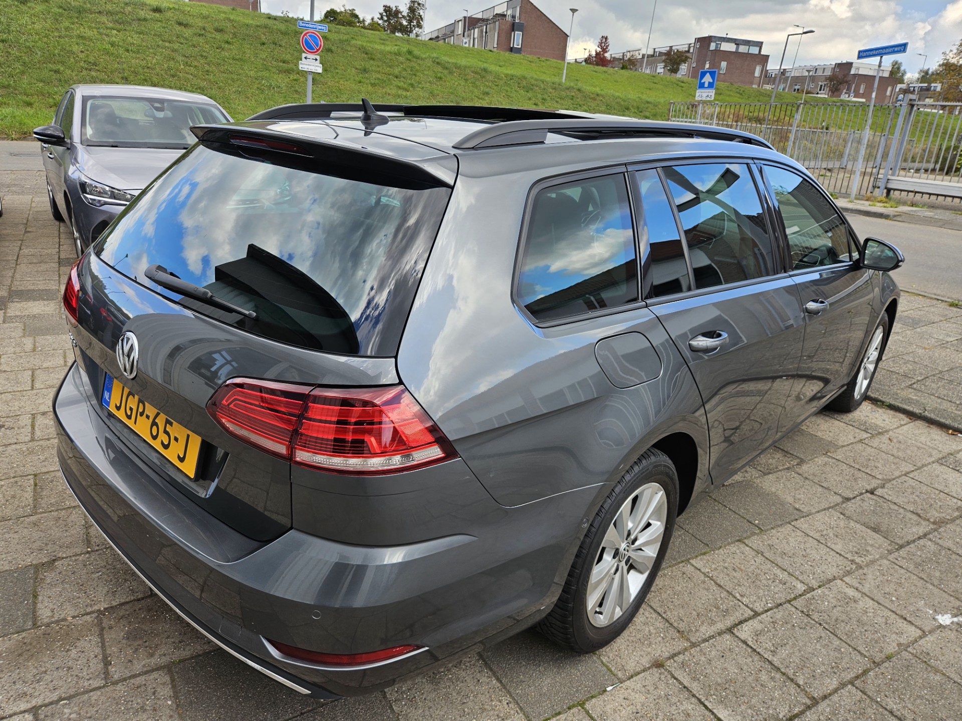 47991159-4.jpg