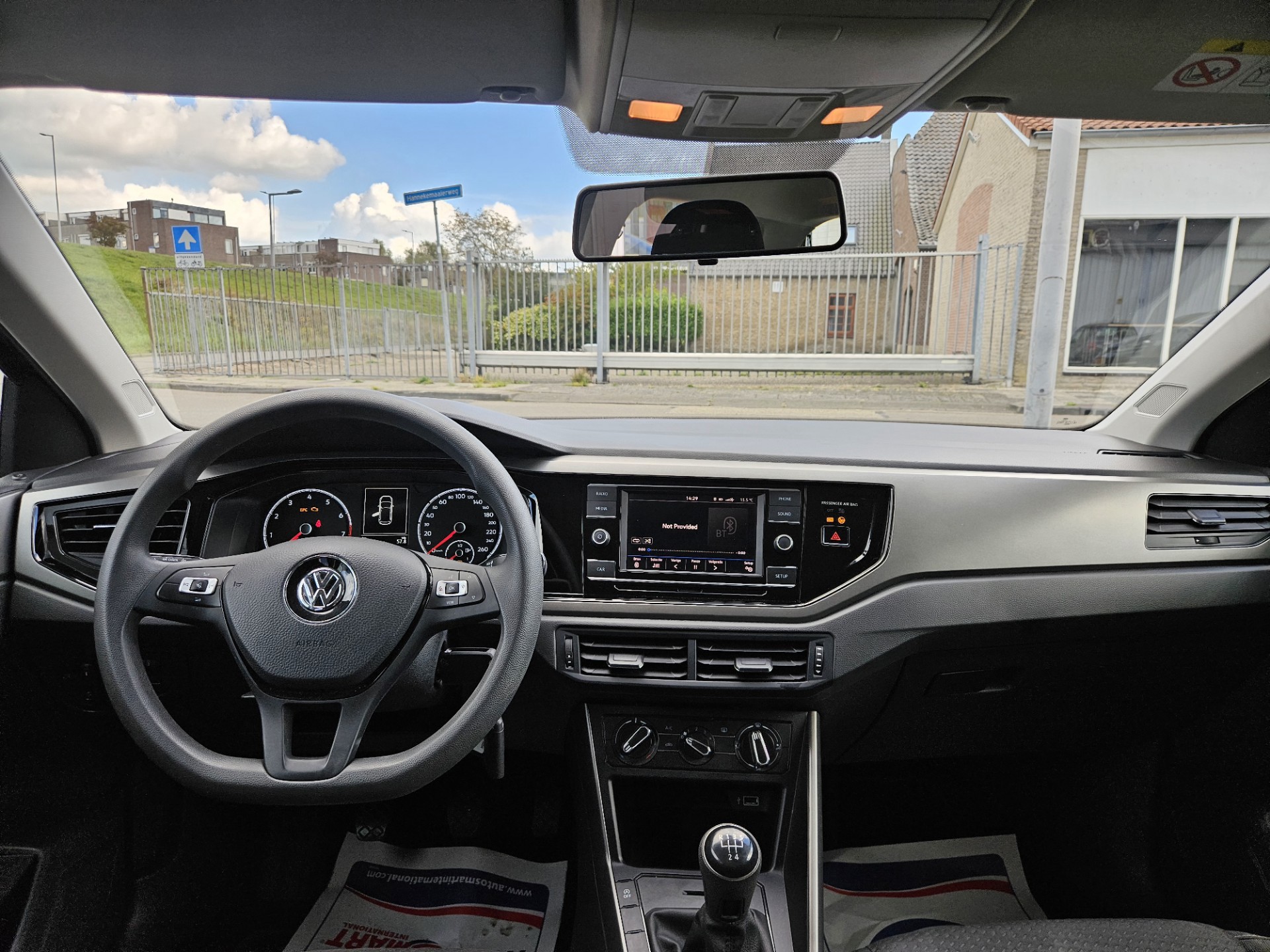 47994021-14.jpg